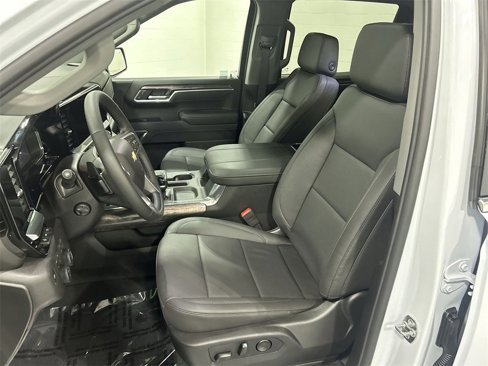 New 2026 Chevrolet Silverado 1500 LTZ w/ LTZ Premium Package image 13