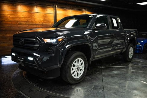 Used 2024 Toyota Tacoma SR5 image 2