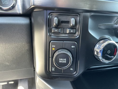New 2025 Ford F350 Lariat w/ Lariat Ultimate Package image 16
