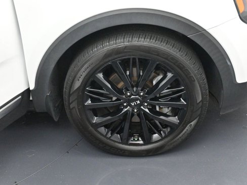 Used 2021 Kia Telluride SX w/ SX Prestige Package image 43