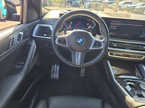 Used 2024 BMW X6 xDrive40i w/ Premium Package image 12