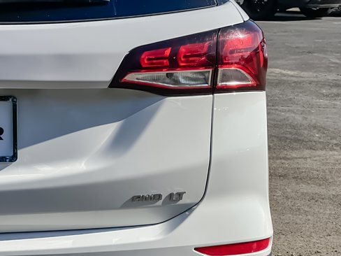 Used 2022 Chevrolet Equinox LT image 27