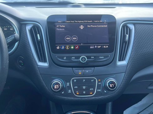 Used 2023 Chevrolet Malibu LT image 31