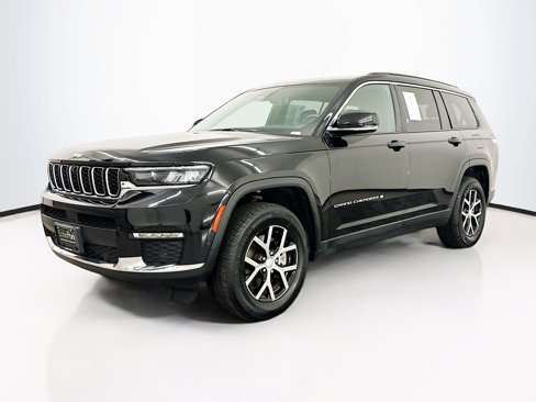 Used 2024 Jeep Grand Cherokee L Limited w/ Luxury Tech Group II image 3