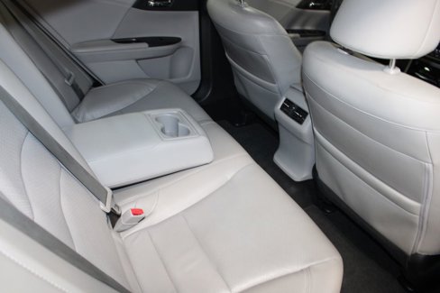 Used 2017 Honda Accord EX-L image 23