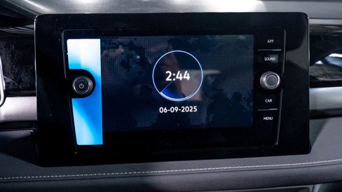 New 2025 Volkswagen Taos SE image 25