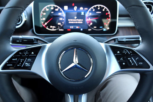 Used 2024 Mercedes-Benz CLE 300 4MATIC Coupe image 12