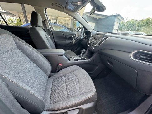 Used 2024 Chevrolet Equinox LT w/ LPO, Floor Liner Package image 17