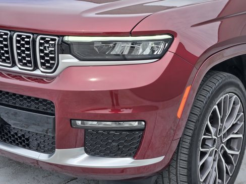 Used 2022 Jeep Grand Cherokee L Summit image 11