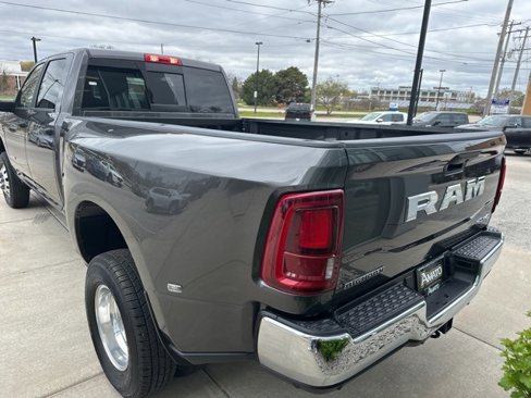 New 2025 RAM 3500 Big Horn image 8