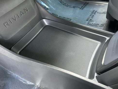Used 2023 Rivian R1S Adventure image 60