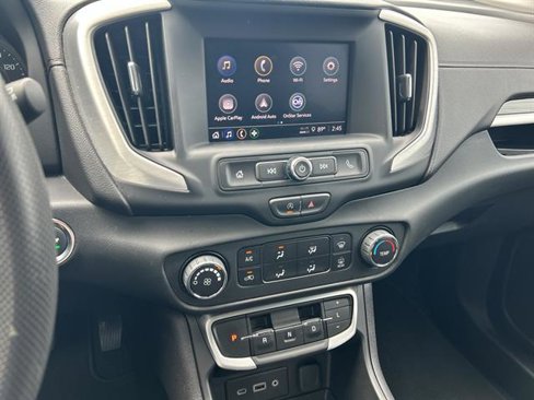 Used 2024 GMC Terrain SLE image 14