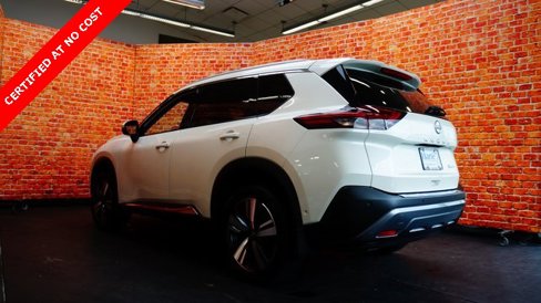 Used 2023 Nissan Rogue SL w/ SL Premium Package image 6