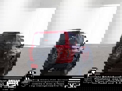 New 2025 Ford Bronco Badlands image 8