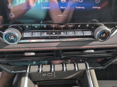New 2025 Chevrolet Colorado Z71 w/ Technology Package image 17
