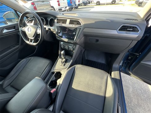 Used 2019 Volkswagen Tiguan SE image 36