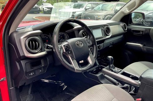 Used 2019 Toyota Tacoma SR5 image 13