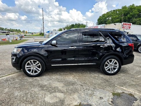 Used 2016 Ford Explorer XLT w/ Equipment Group 202A image 4