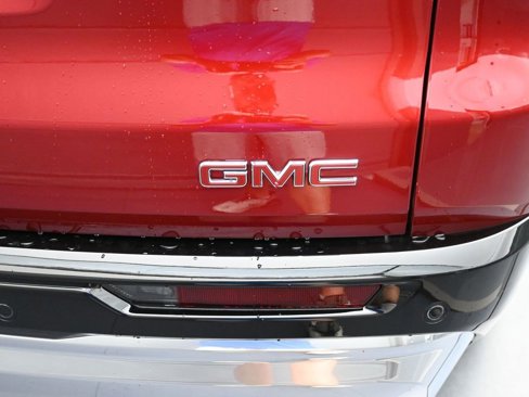 New 2026 GMC Acadia Denali image 16