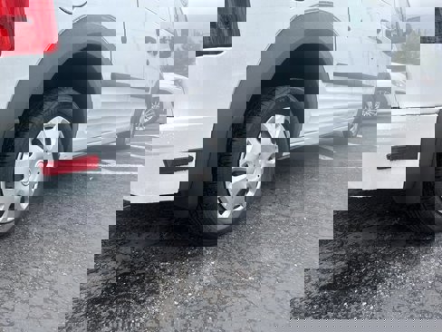 Used 2013 Ford Transit Connect XLT image 5