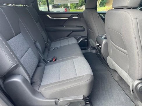 New 2026 GMC Acadia Elevation image 35
