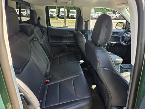 New 2025 Ford Maverick Lariat image 16