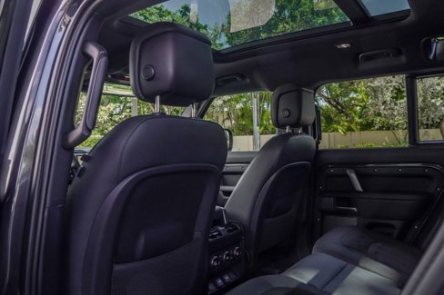 Used 2023 Land Rover Defender 110 image 19