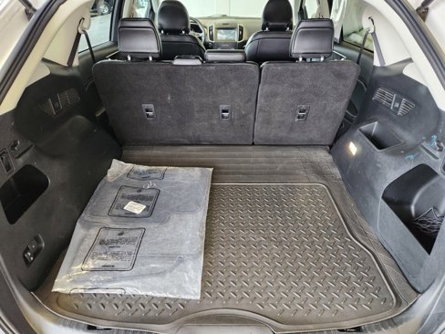 Used 2019 Ford Edge SEL w/ Equipment Group 201A image 13