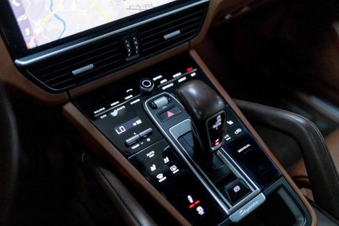 Used 2019 Porsche Cayenne E-Hybrid image 74
