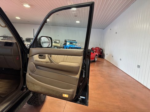Used 1997 Toyota Land Cruiser image 20