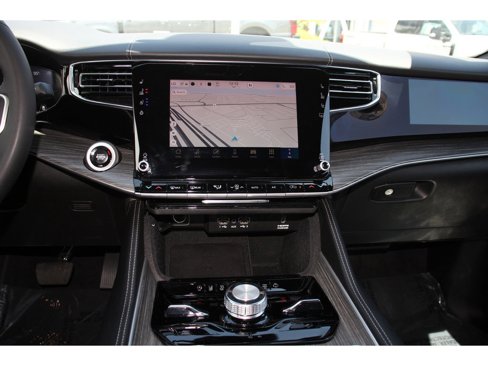 Used 2024 Jeep Wagoneer L Series III image 7
