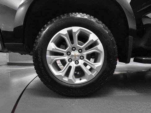 Used 2024 Chevrolet Silverado 1500 LTZ w/ LTZ Premium Package image 17