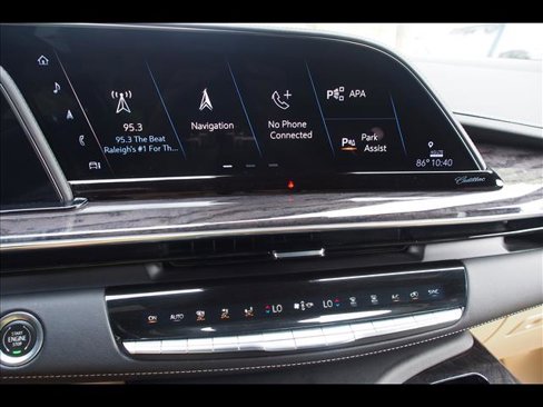 Used 2021 Cadillac Escalade ESV Premium Luxury w/ LPO, Illumination Package image 33
