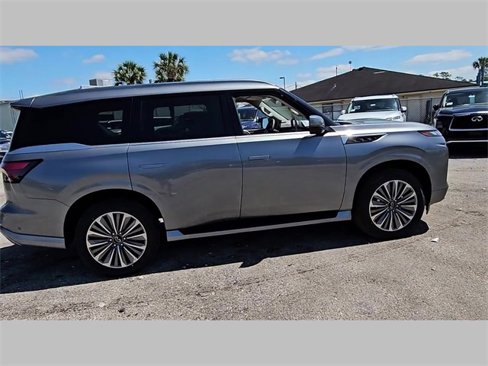 New 2025 INFINITI QX80 Sensory image 25