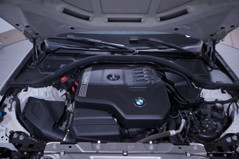 Used 2022 BMW 330i Sedan w/ Convenience Package image 24