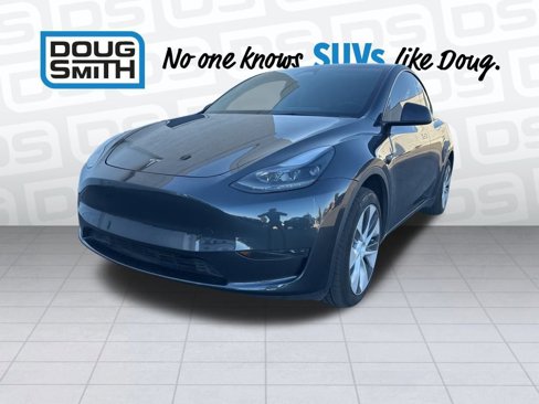 Used 2024 Tesla Model Y Long Range image 3
