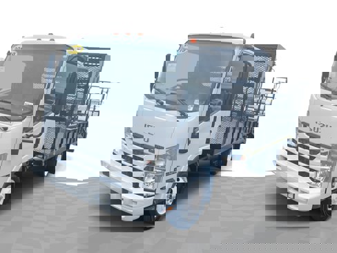 Used 2019 Isuzu NPR image 1