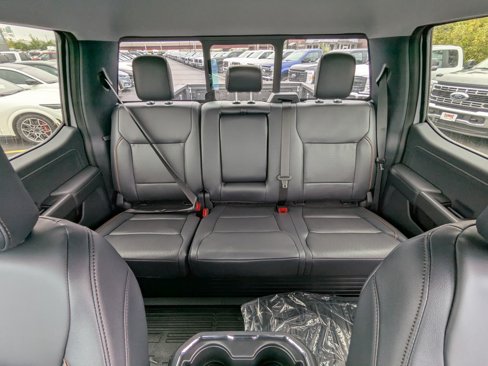 New 2026 Ford F250 Lariat w/ Black Appearance Package image 15