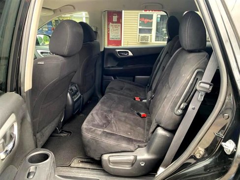 Used 2016 Nissan Pathfinder SV image 10