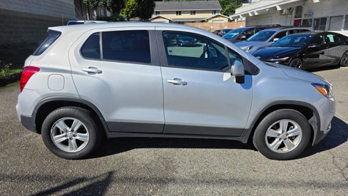 Used 2019 Chevrolet Trax LS w/ Tint and Cruise Package image 4