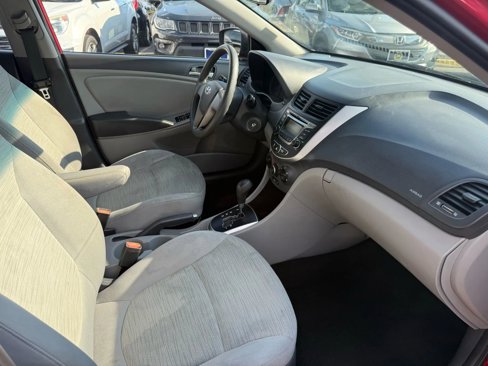 Used 2017 Hyundai Accent SE image 11