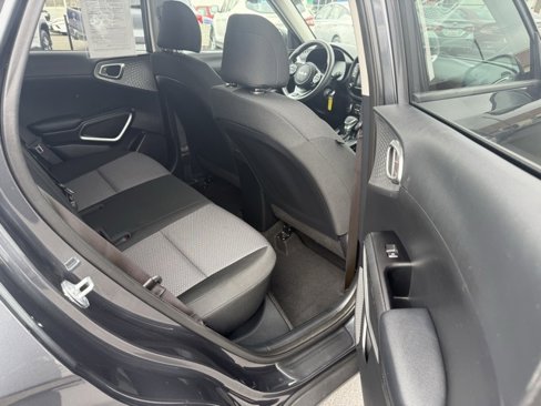 Used 2023 Kia Soul LX w/ Option Group 015 image 11