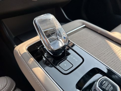 New 2026 Volvo XC90 T8 Ultra image 15
