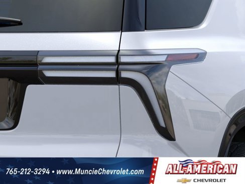 New 2026 Chevrolet Traverse RS w/ LPO, Floor Liner Package image 11