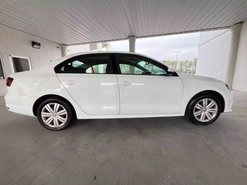 Used 2018 Volkswagen Jetta S image 8