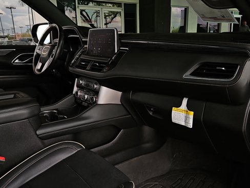 Used 2023 GMC Yukon SLT image 27