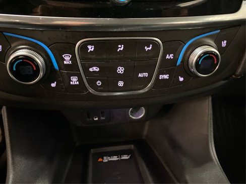 Used 2018 Chevrolet Traverse Premier w/ LPO, 'HIT The Road' Package image 32
