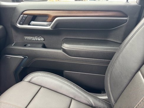 Certified 2024 Chevrolet Silverado 1500 High Country w/ High Country Premium Package image 19