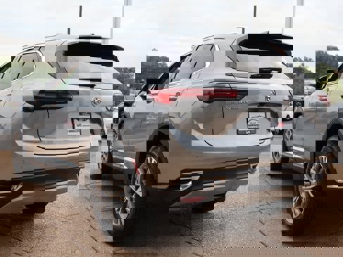 Used 2023 Buick Envision Preferred image 4