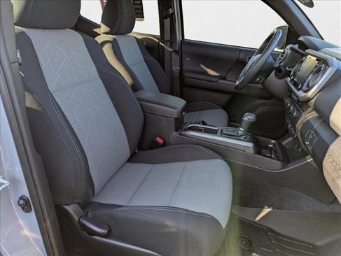 Used 2021 Toyota Tacoma TRD Sport image 17
